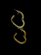 Load image into Gallery viewer, Diamond’s Hearts
